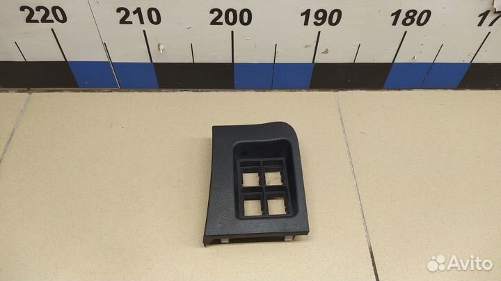 Накладка (кузов внутри) Land Cruiser (150) -Prado