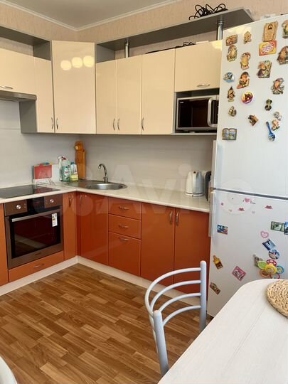 2-к. квартира, 58 м², 13/17 эт.