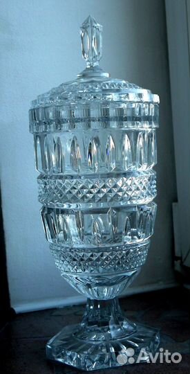 Хрустальный кубок или ваза