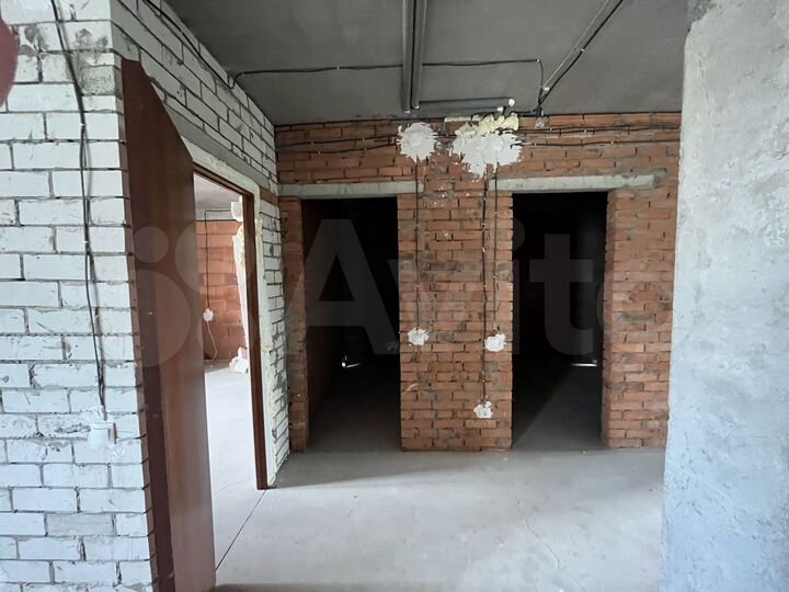 2-к. квартира, 99 м², 3/6 эт.