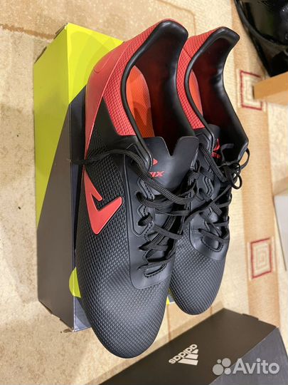 Футбольные бутсы demix