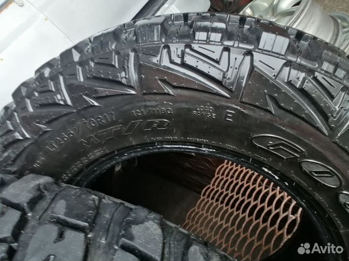 Goodyear Wrangler MT/R 265/70 R17