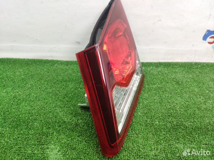 Фонарь задний правый Honda Civic 4D R18A1 2009