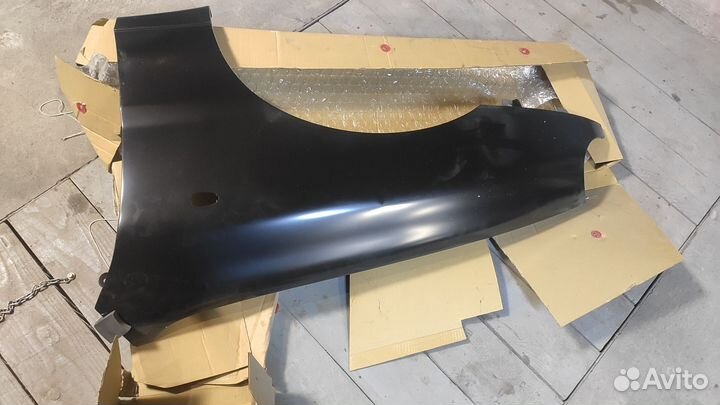 Крыло на chevrolet lanos