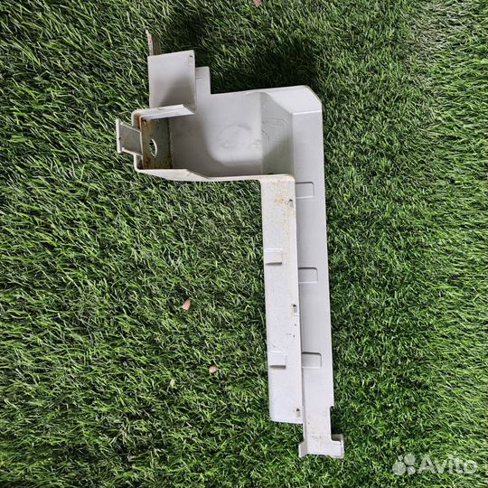 Защитный кожух проводов Chevrolet Cruze