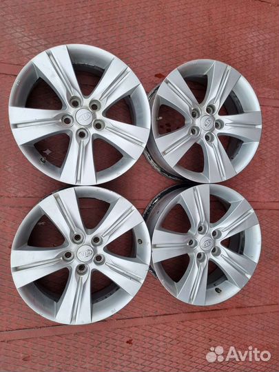 Диски оригинальные R17,5x114,3 Kia