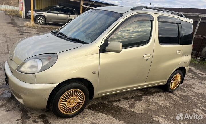 Toyota Funcargo 1.3 AT, 1999, 582 000 км