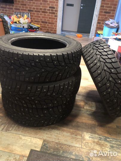 Dunlop Grandtrek Ice 02 225/60 R18 104T