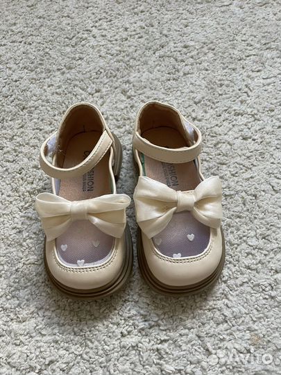 Туфли для девочки 26 размер
