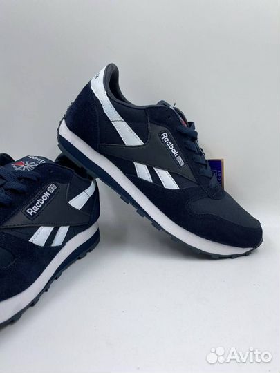 Кроссовки Reebok classic