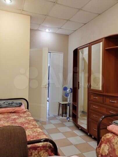 Комната 15 м² в 6-к., 2/2 эт.