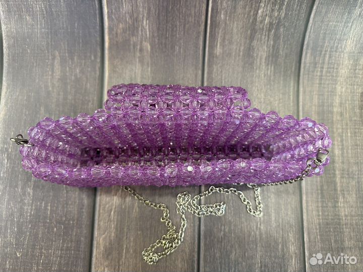 Клатч из акриловых бусин