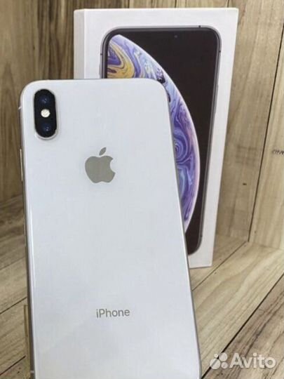iPhone Xs, 256 ГБ