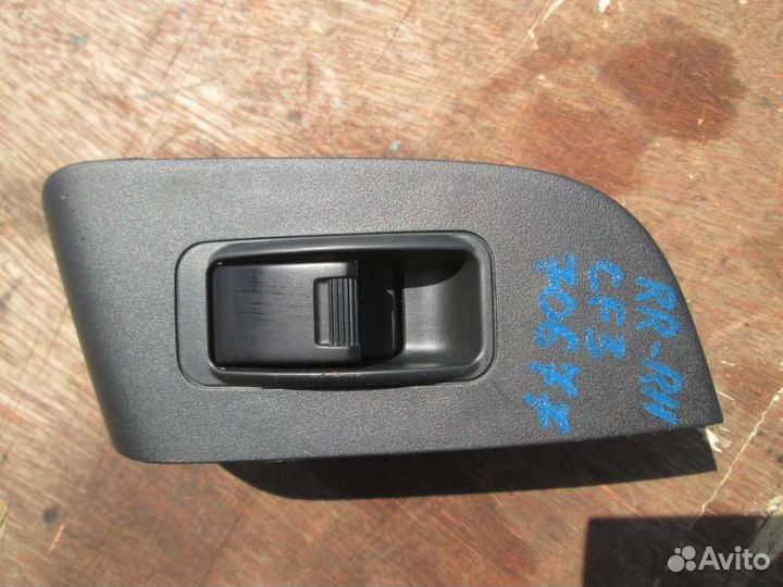 Кнопка стеклоподъемника задняя правая Honda Torneo