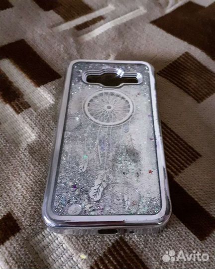 Чехлы на телефоны