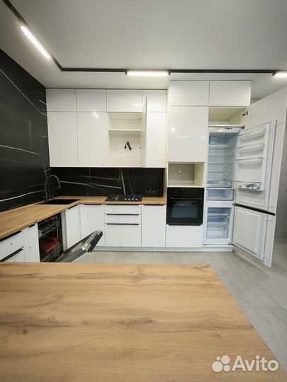 Новый кухонный гарнитур в наличии