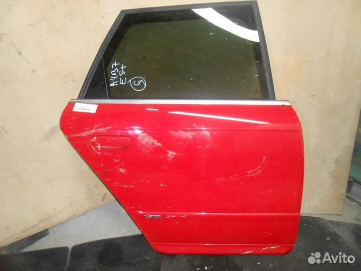 Дверь задняя правая Audi A4/RS4/S4