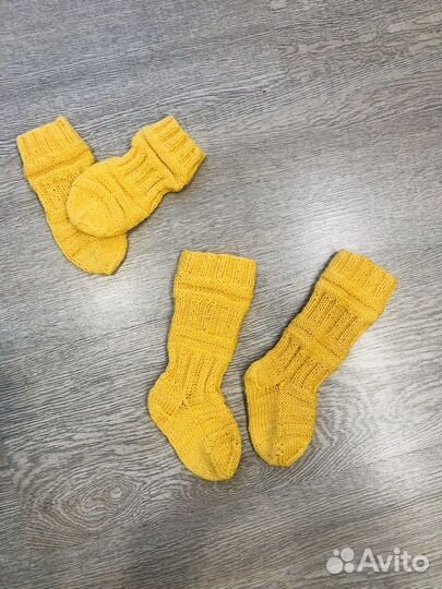 Комплект варежки и носки для новорожденного