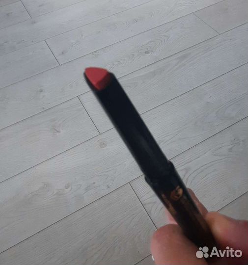 Губная помада avon (новая)