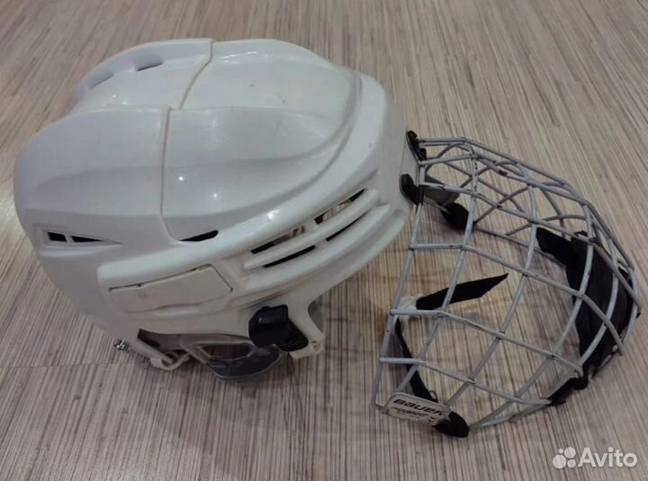 Хоккейный шлем bauer re-akt