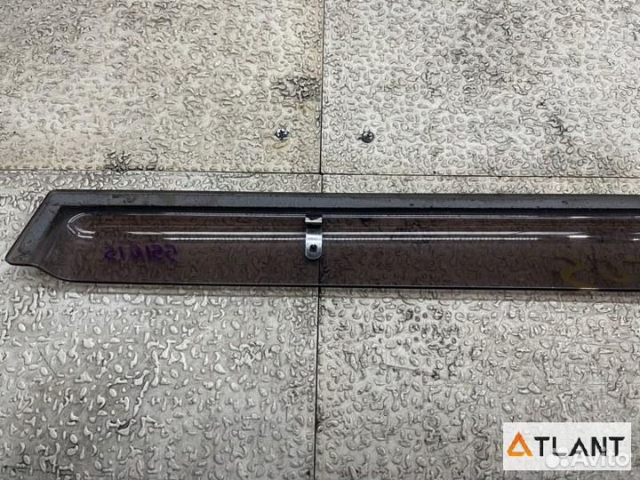 Ветровик задний левый daihatsu tanto