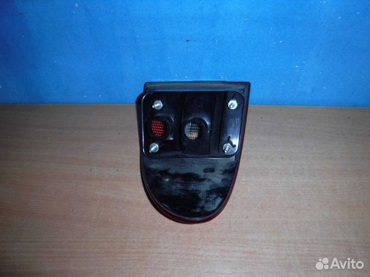 Фонарь правый Газ 3110
