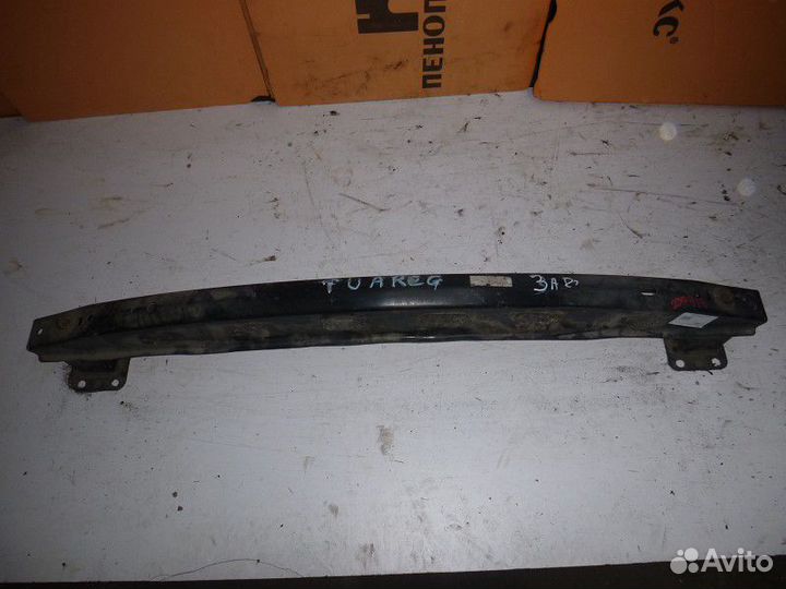 Усилитель заднего бампера Volkswagen touareg 2002