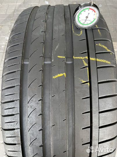 Falken Azenis FK453 245/45 R18