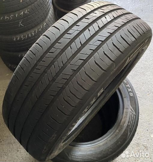 Yokohama Advan dB V551V 245/45 R19