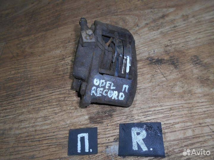 Суппорт передний правый Opel Rekord E 1977-1986