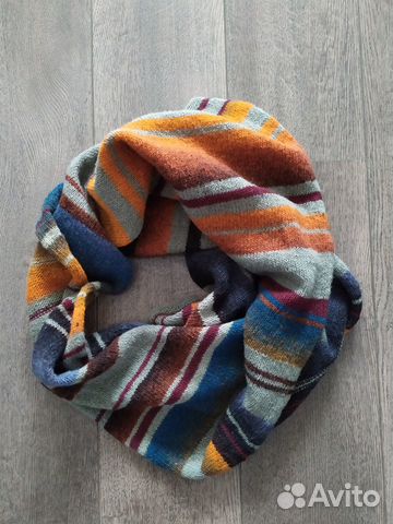 Вязаный шарф ручной работы