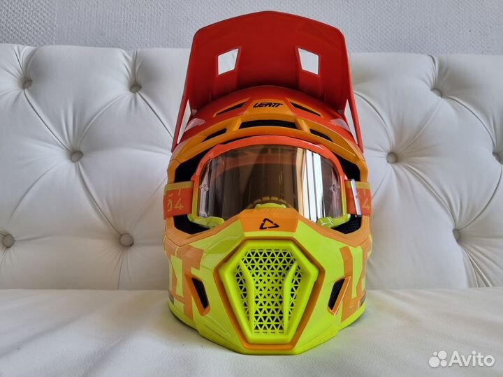 Очки + Шлем Leatt Moto 7.5 V23 Helmet Kit