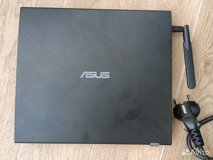Неттоп asus