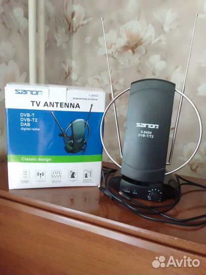 Комнатная антенна