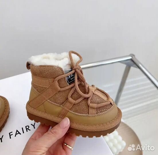 Ботинки для девочки