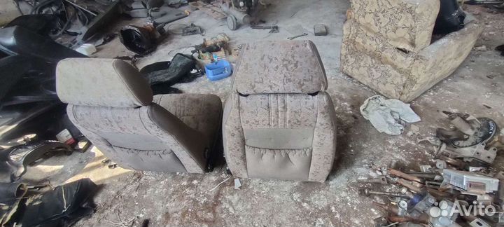 Сиденья передние газ 3110 Волга