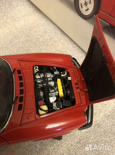 Fiat 124Spider (AutoArt Millennium 1/18)