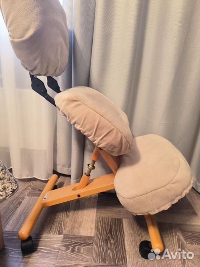 Коленный стул smartstool