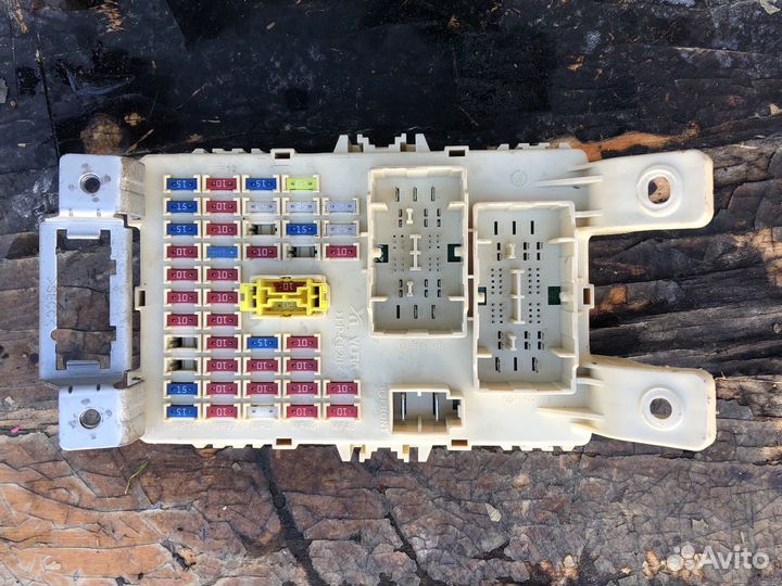 Блок предохранителей Hyundai Solaris