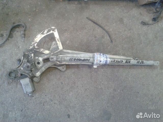 Стеклоподъемник передний правый Lexus Rx