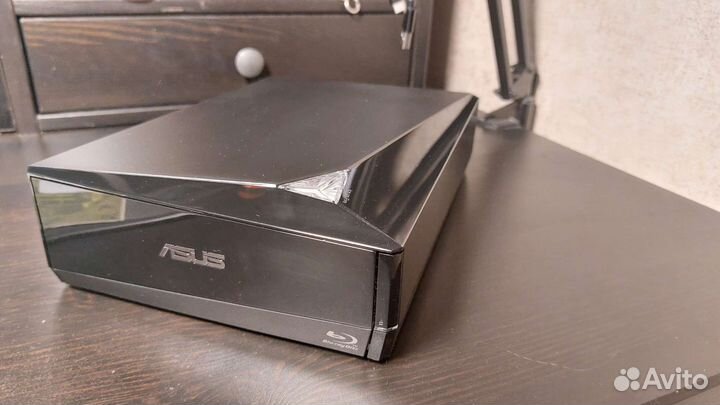 Blu-ray привод Asus BW-16D1H-U