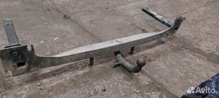 Фаркоп Ауди 100/А6 с4