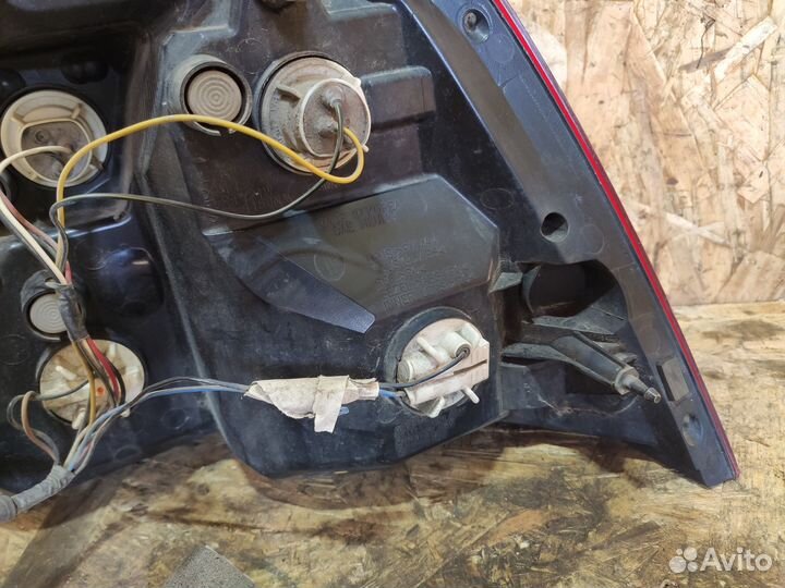 Фонарь правый Chevrolet Aveo T250