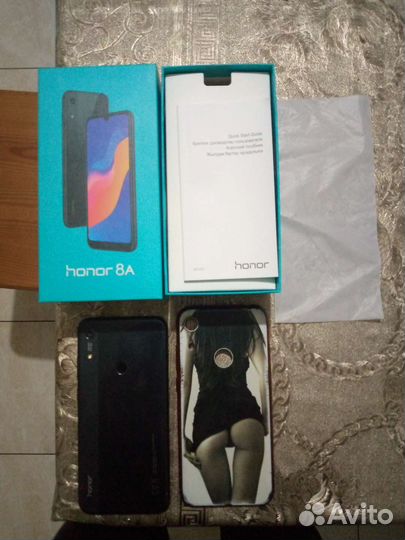 Honor 8a