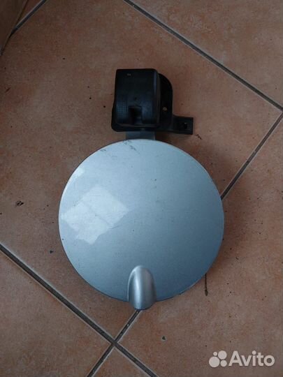 Лючок бензобака Opel Omega B