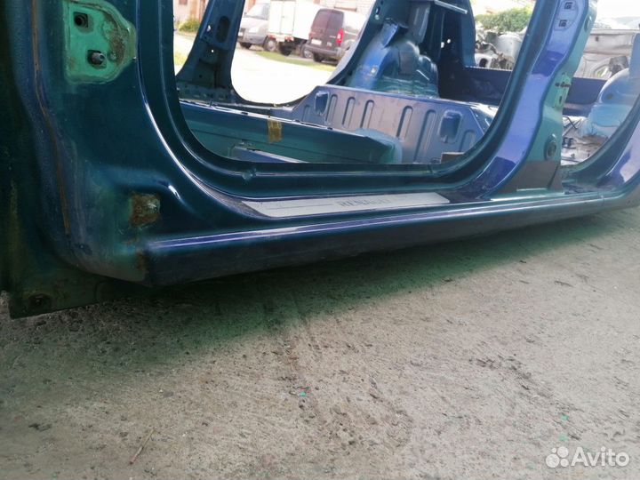 Порог Renault sandero 2 Лев