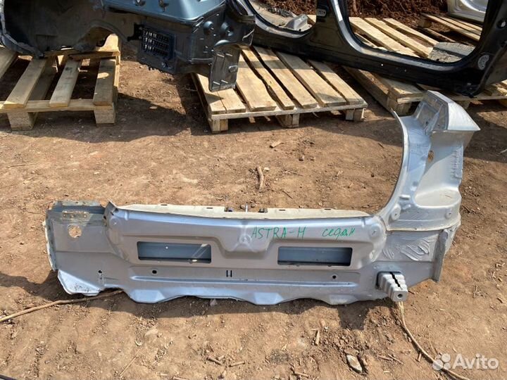Панель задняя задний Opel Astra 2004-2014