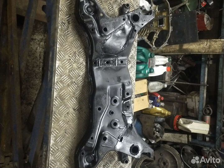 Подрамник Митсубиси аутлендер xl 3.0