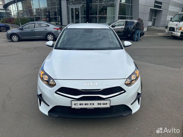 Kia Ceed 1.6 AT, 2023