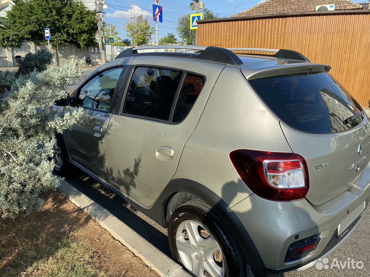 Renault Sandero Stepway 1.6 AT, 2017, 145 000 км